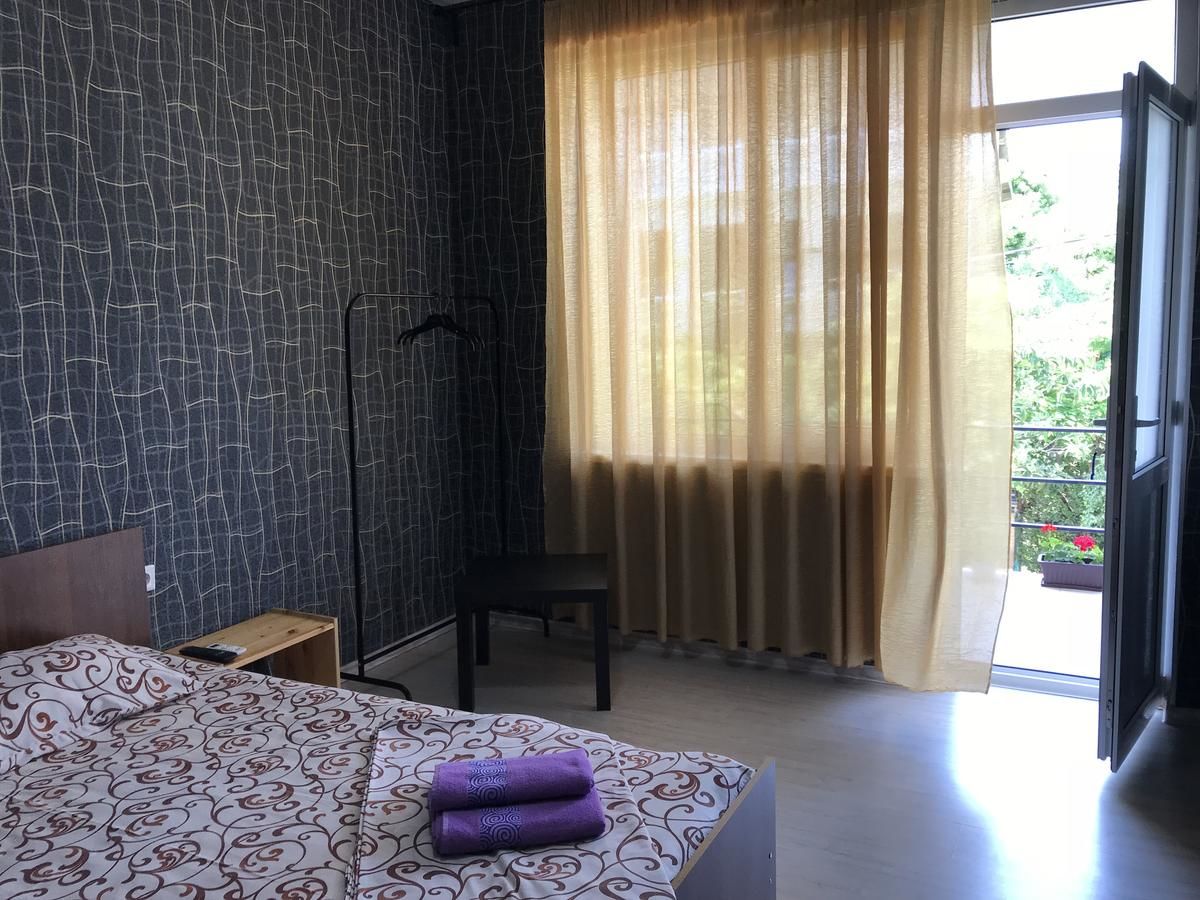 Гостевой дом Guest House REGAN Гагра